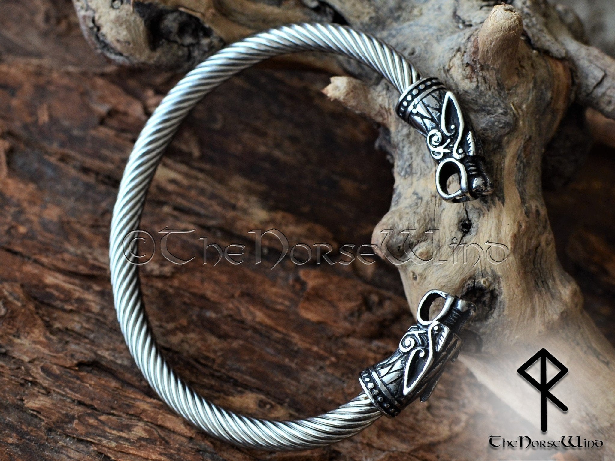 Viking Bracelet Wolf Head Fenrir Torc Arm Ring Ragnar Handmade - Etsy | Viking  bracelet, Wire bracelet, Viking jewelry